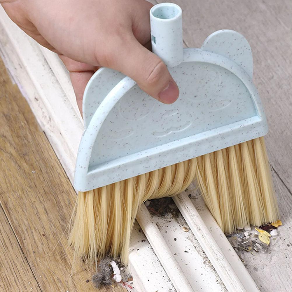 مجموعة مكنسة ومجرفة صغيرة للأط - مراجعة Kids Outdoor Broom وسعره