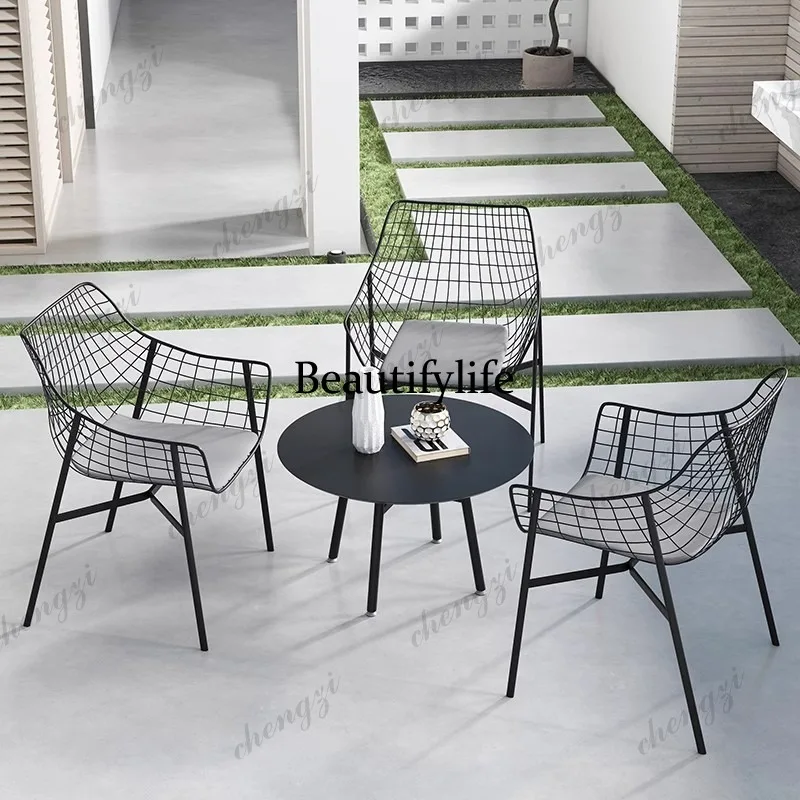 مجموعات أثاث حدائق بتصميم بسيط - مراجعة Kids Outdoor Furniture Set وسعره