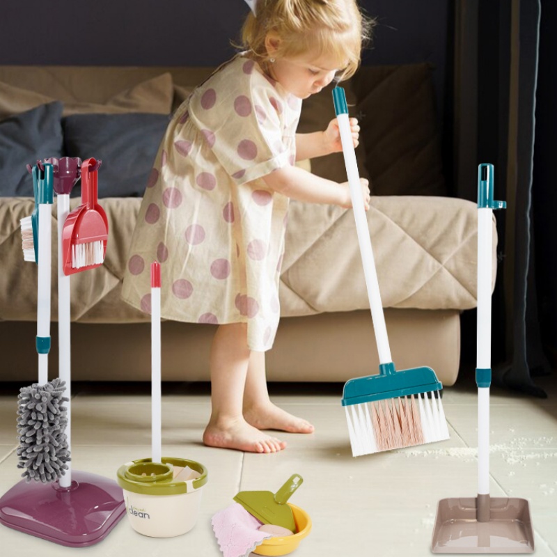 ألعاب تنظيف حياة محاكاة للأطفا - مراجعة Kids Outdoor Broom وسعره