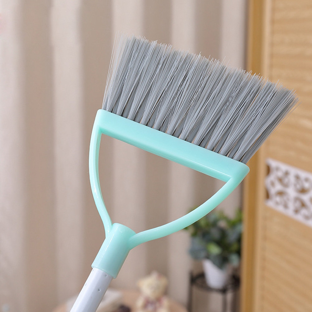 مجموعة أدوات تنظيف صغيرة للأطف - مراجعة Kids Outdoor Broom وسعره